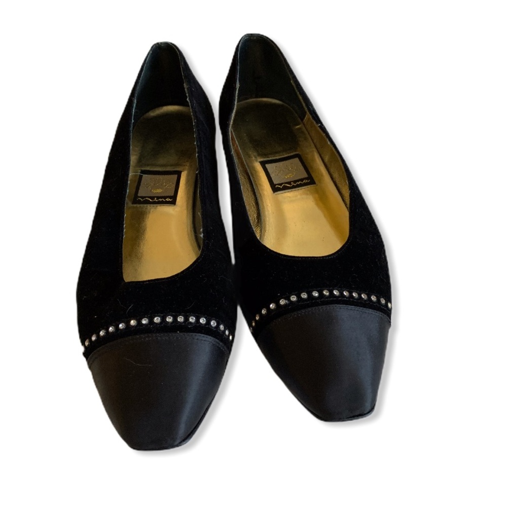 Nina EUC Velvet Satin Bling Block Heel Narrow Pumps
Nina